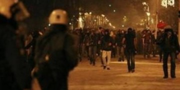 Δεκέμβρης: Να μην κρατήσουμε αυτό που μας βολεύει