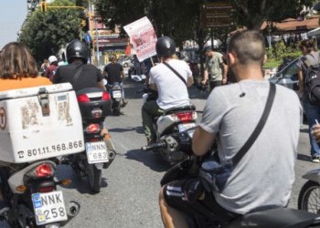 Delivery: Οργάνωση κι αγώνας στους χώρους της δουλειάς, της εργοδοσίας να σπάσει ο τσαμπουκάς…