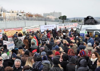 Συγκέντρωση και κινητοποιήσεις των εκπαιδευτικών ενάντια στο προσοντολόγιο