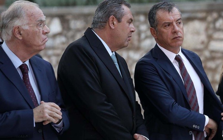 «Μάχη της γκαζόζας» με έπαθλο μορατόριουμ ως τις κάλπες