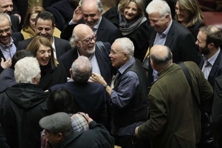 Βουλή: Όταν η αστική διαχείριση μετατρέπεται σε άνοστο «χυλό»