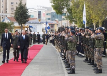 Κανένας στην ΕΛΔΥΚ!
