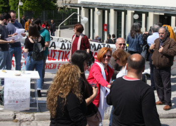 Nτίνα Ρέππα: Μαύρο στους μαύρους νοσταλγούς των ναζί και της χούντας