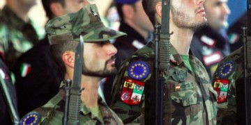 Λεφτά για τον ευρωστρατό υπάρχουν