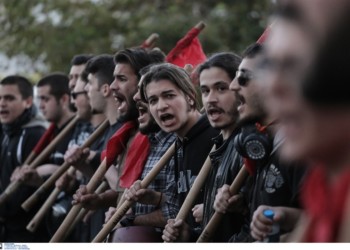 Νεολαιίστικη ανταρσία σε όλες τις κάλπες