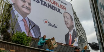 Τουρκία: Ο Ερντογάν επλήγη, ο λαός θα υποφέρει