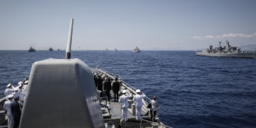 «Αλληλεγγύη» με το αζημίωτο