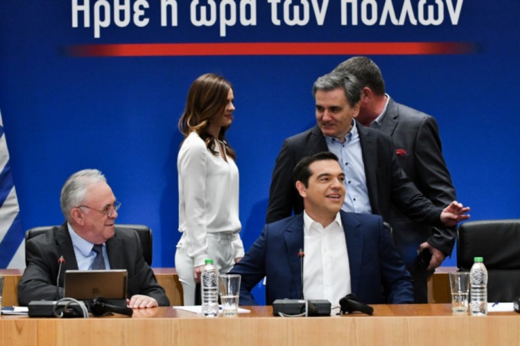 Άδειο «πακέτο» εξαγοράς συνειδήσεων