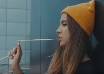 Η νιότη αδιαφορεί για τη «νιότη του κόσμου»