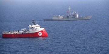 Αιχμαλωσία της Αριστεράς ή ανεξαρτησία από την αστική στρατηγική;