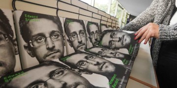 Ο Σνόουντεν αποκαλύπτει το Μεγάλο Φακέλωμα