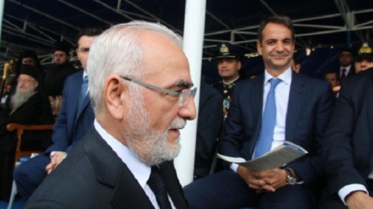 Στην κανονικότητα της διαπλοκής