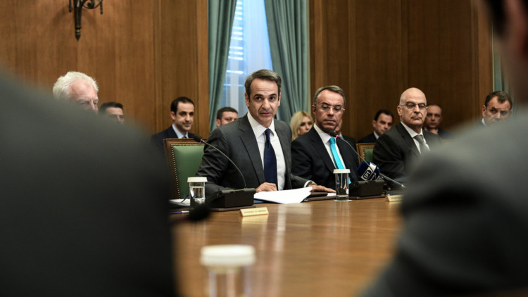 Κι από Αύγουστο…  νεοσυντηρητικό χειμώνα