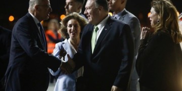 Τιμούν τους φονιάδες των λαών!