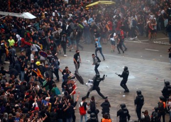 Καταλονία: Εξέγερση διαρκείας απέναντι στα «ισόβια» της Μαδρίτης