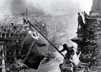 Κυνηγώντας τη σκιά και το μέλλον του κομμουνισμού