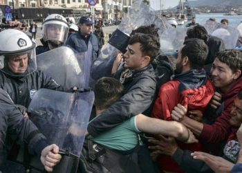 Ελευθερία σε κεφάλαιο, σύνορα για μετανάστες