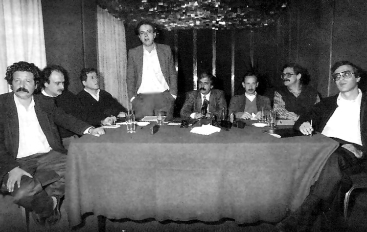 Η παραίτηση των 8 μελών της ΚΕ του ΚΚΕ το 1989