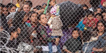 «Το μόνο δικαίωμά σου είναι  να φύγεις από τη χώρα μου»