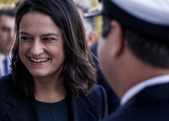28η Οκτωβρίου: Μηνύματα περί… λαϊκισμού  και εθελοντισμού