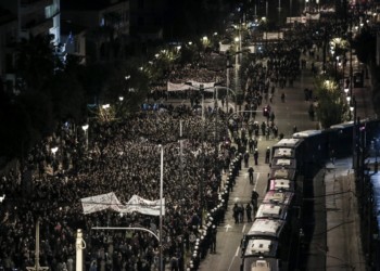 Κατέκλυσε τους δρόμους  το «ζωντανό Πολυτεχνείο»