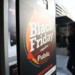Black Friday: Φθίνει το καταναλωτικό «πανηγυράκι»