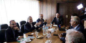 Συνταγματικά εγγυημένη κυβερνητική σταθερότητα