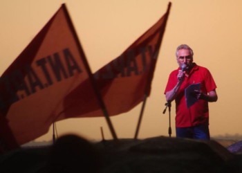 Θανάσης Αγαπητός: Συνεχίζουμε  με όπλο μας την αλληλεγγύη!