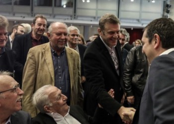 Ο ήλιος του ΠΑΣΟΚ έδυσε στη Χαριλάου Τρικούπη και ανατέλλει στην Κουμουνδούρου