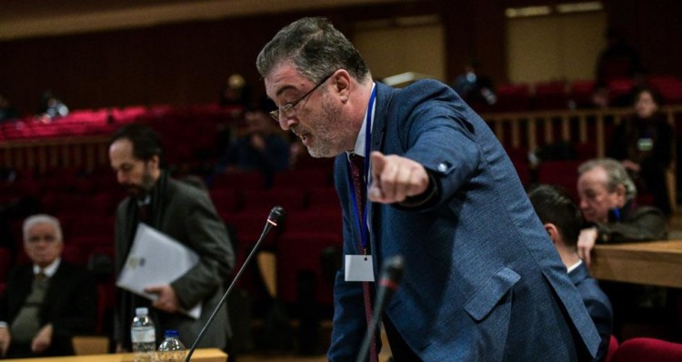 Δίκη Χ.Α: Ξετυλίγοντας το νήμα που συνδέει το έγκλημα με τη ναζιστική ιδεολογία