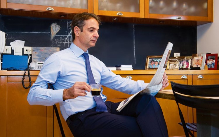 Το μεγάλο αλισβερίσι κυβέρνησης και εκδοτών