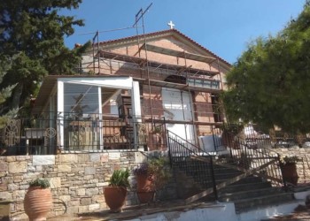 Προφήτης Ηλίας: Ένα «ιερό» αυθαίρετο στον Υμηττό