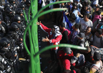 Μεξικό: Οι μετανάστες στο απόσπασμα, υπό την απειλή του Τραμπ