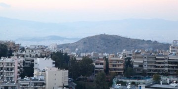 Βύρωνας: Λεηλασία πρασίνου, ελεύθερων χώρων