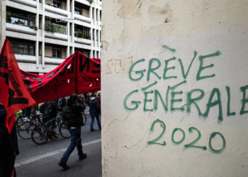 Γαλλία: Διμέτωπος με κυβέρνηση και ηγεσίες συνδικάτων