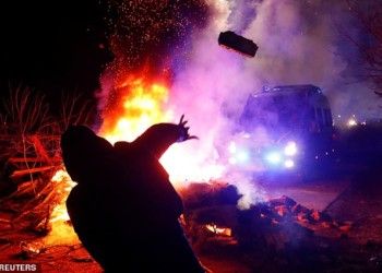 «Χτυπάει» την πόρτα ο ιός του κέρδους και του ρατσισμού