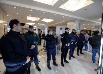 Συνέδριο ΓΣΕΕ: Νομιμοποίηση των εργοδοτικών με συμμετοχή και του ΠΑΜΕ