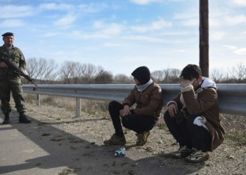 Καταγγελία φαντάρων για «άγριο ξύλο» σε πρόσφυγες στον Έβρο