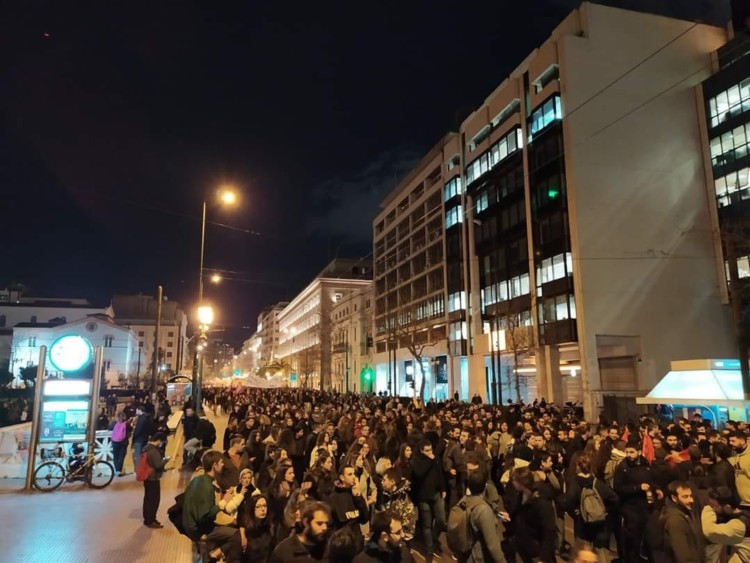 Μαζικές πορείες κατά εθνικισμού και αντιπροσφυγικής υστερίας