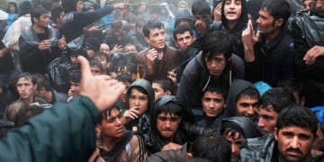 Άνθρωποι σαν σκουπίδια