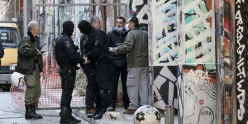 Πογκρόμ καταστολής κατά Κούρδων-Τούρκων αγωνιστών μετά την «απαγόρευση συναθροίσεων»