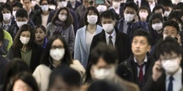 Iαπωνία: Ένα δίδυμο «πείραμα» σε υγεία και οικονομία