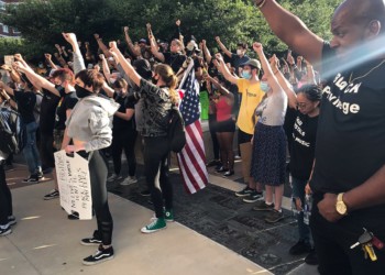 Το σιδερένιο γόνατο