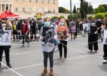 Η βίαιη ενηλικίωση