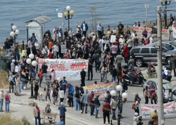 Η πραγματική ανησυχία Cosco – κυβέρνησης και τα πολιτικά αναχώματα στην υπηρεσία των συμφερόντων τους
