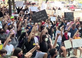 Η βία κατά των «άλλων» και η αγωνία των «νοικοκυραίων»