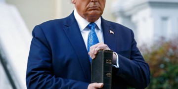 Τριπλή κρίση, ενιαία απάντηση