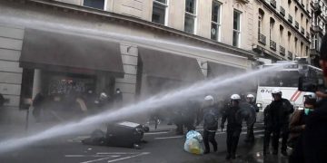 Το νερό ως είδος πολυτελείας και κερδοφορίας