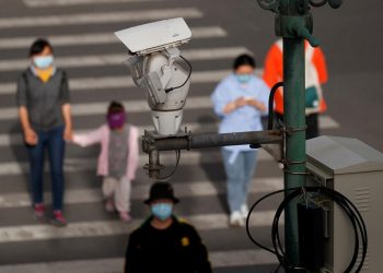 Εξαπλώνεται  ο «Μεγάλος Ιός»  της παγκόσμιας επιτήρησης