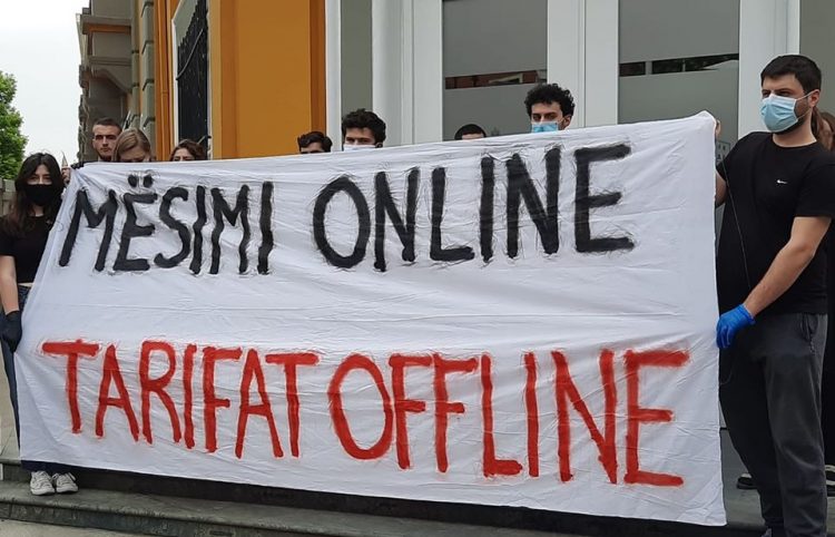 Φοιτητικός αγώνας κατά διδάκτρων στην Αλβανία